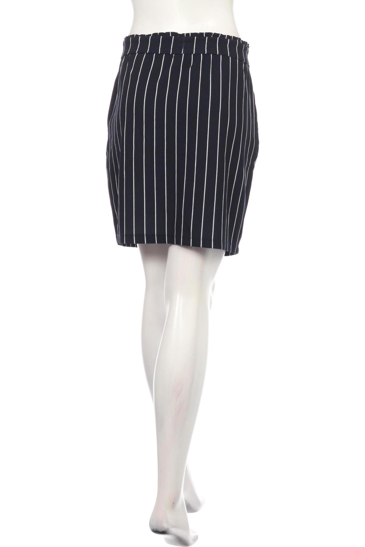 Пола JACQUELINE DE YONG2