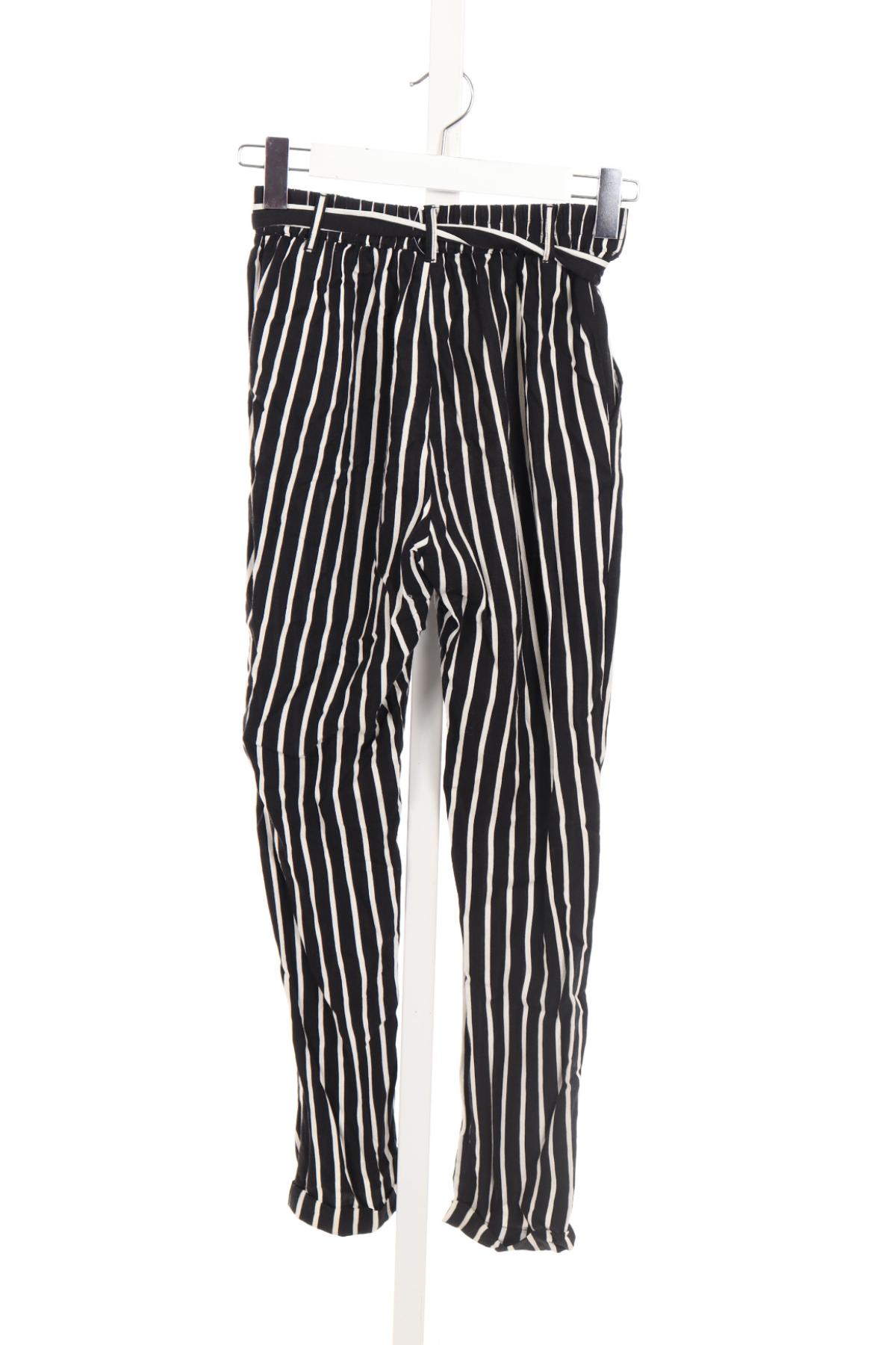 Детски панталон LINDEX2