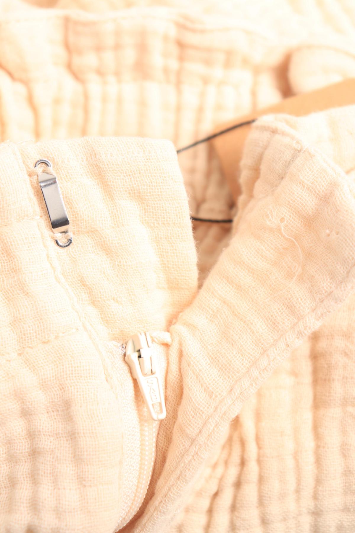 Къси панталони SHEIN4