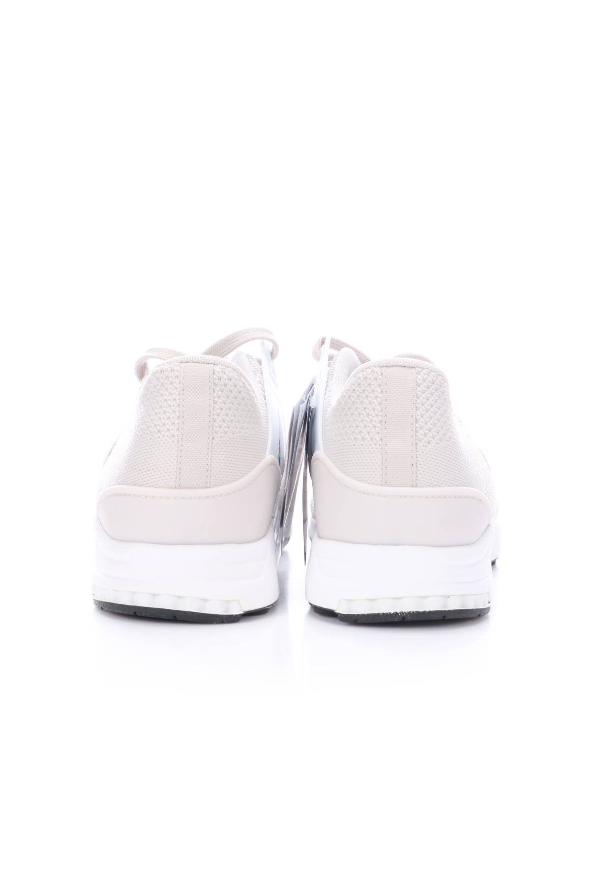 Маратонки Adidas3 - Mania Маратонки Adidas3