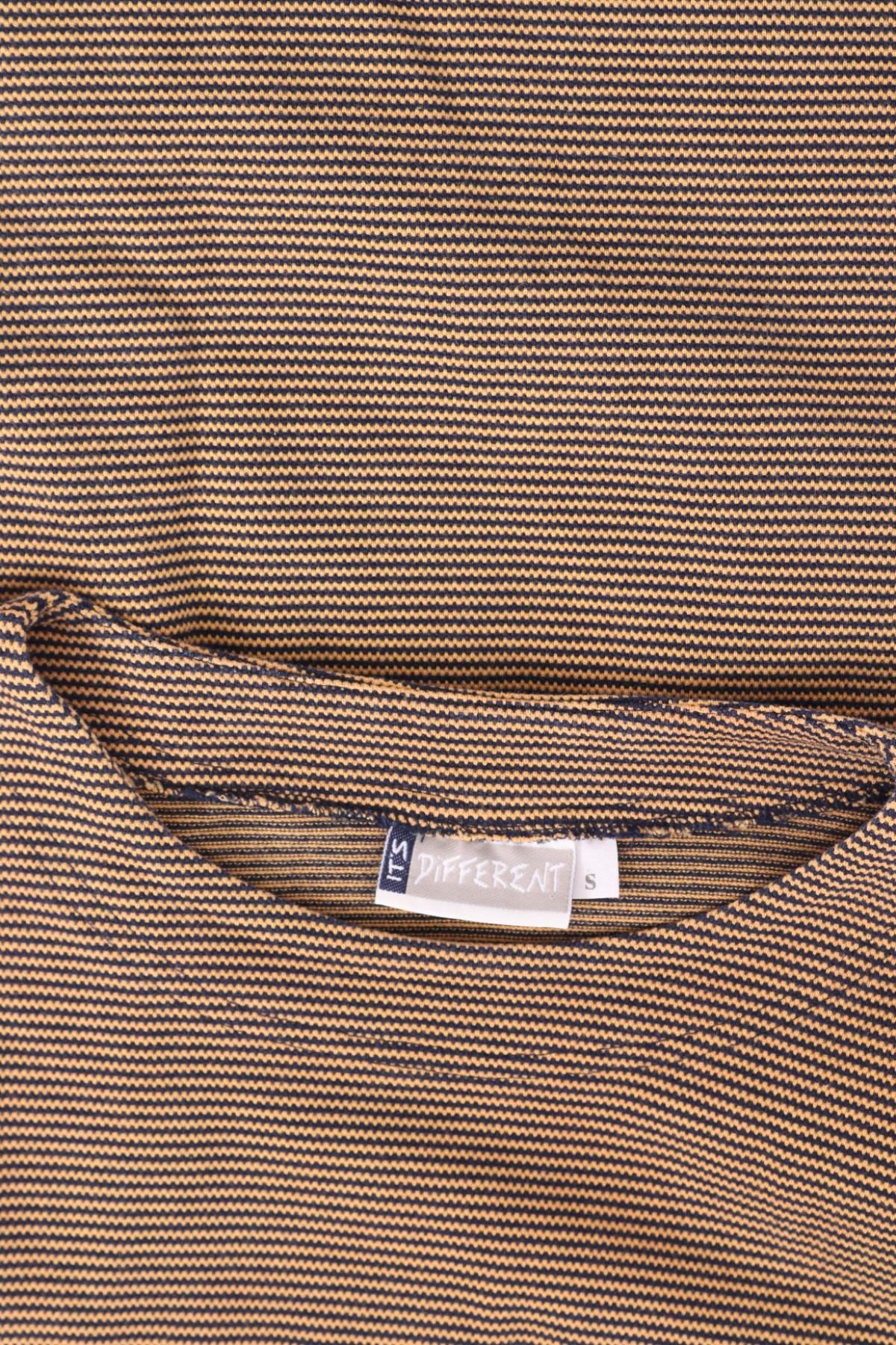 Блуза DIFFERENT3