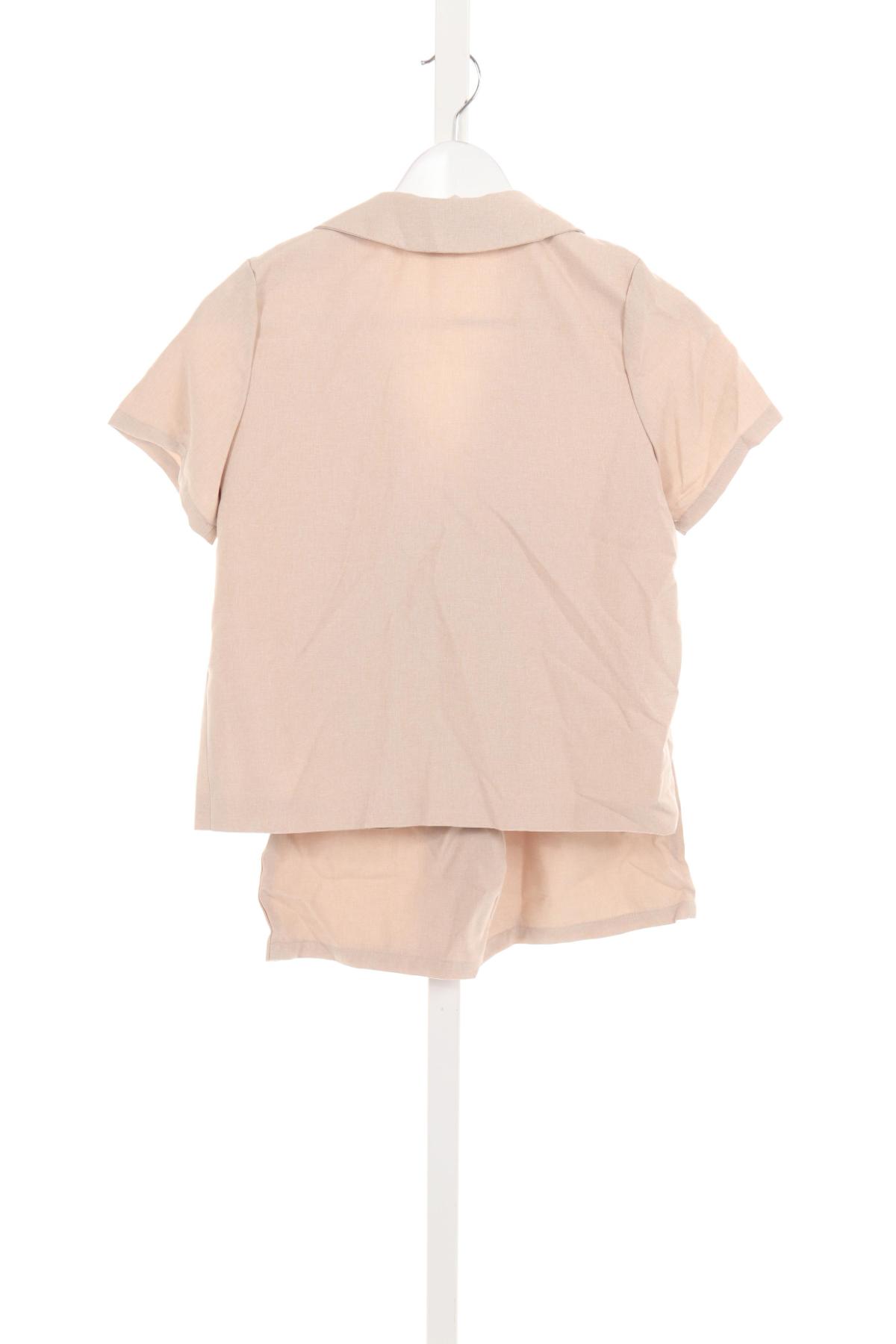 Детски костюм SHEIN2