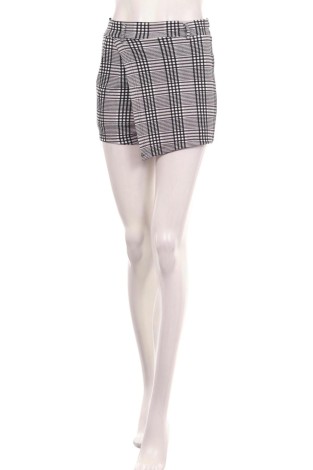 Pantaloni scurţi SHEIN