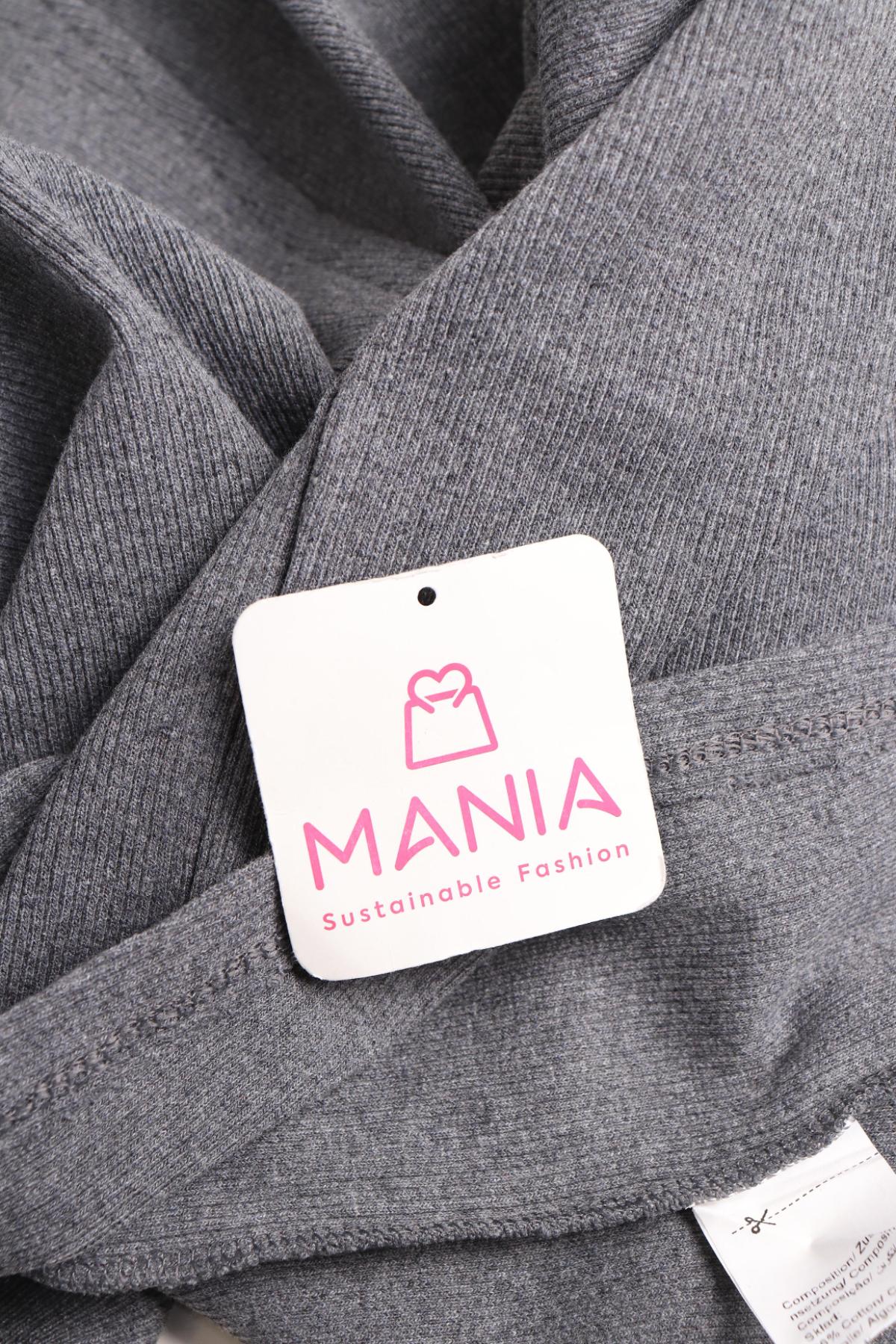 Костюм с пола NO NAME3