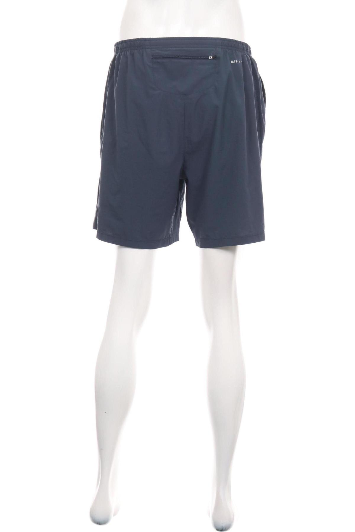 Спортни къси панталони NIKE2