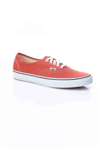 Спортни обувки Vans - Mania Спортни обувки Vans