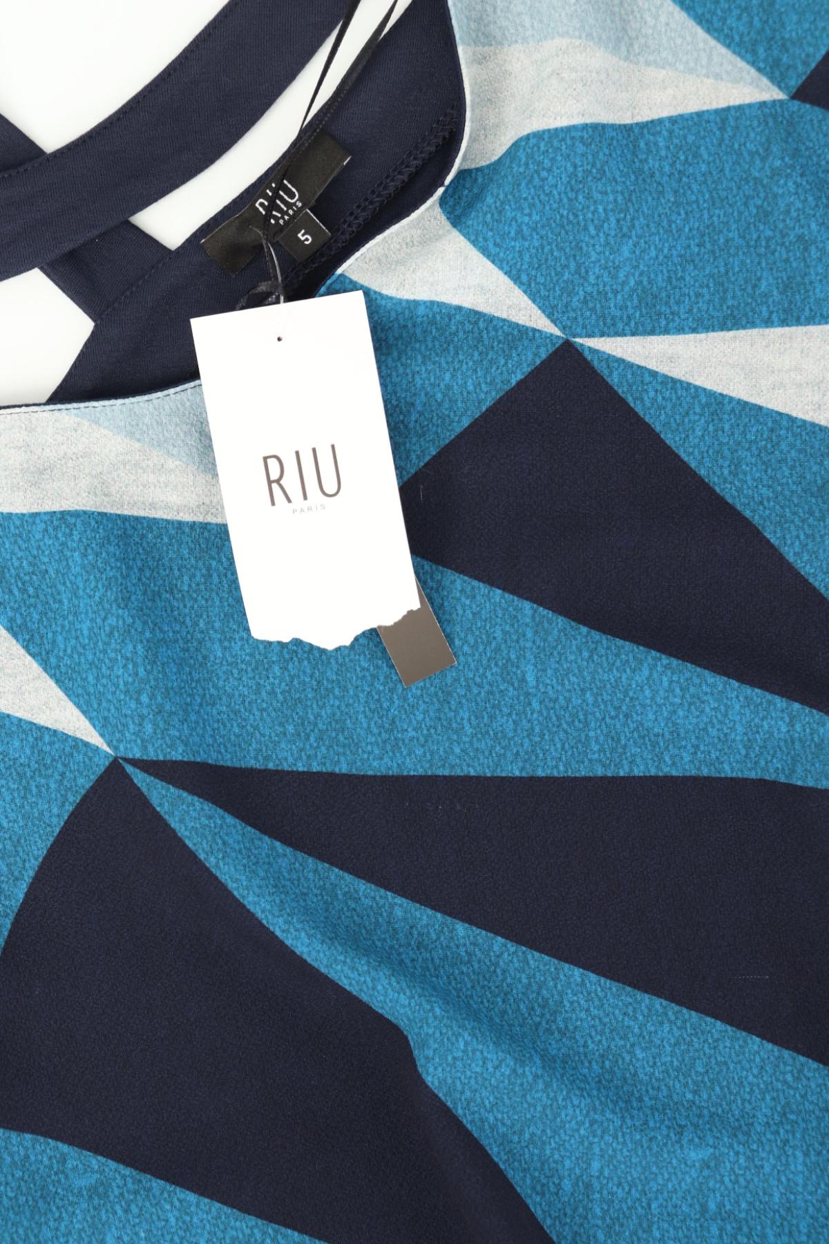 Блузи от Тениски RIU3