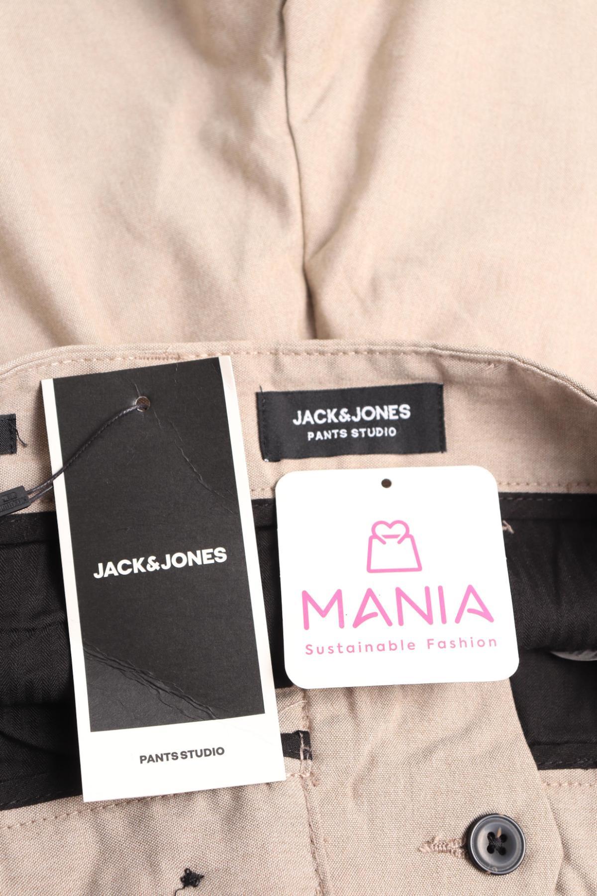 Къси панталони JACK & JONES3