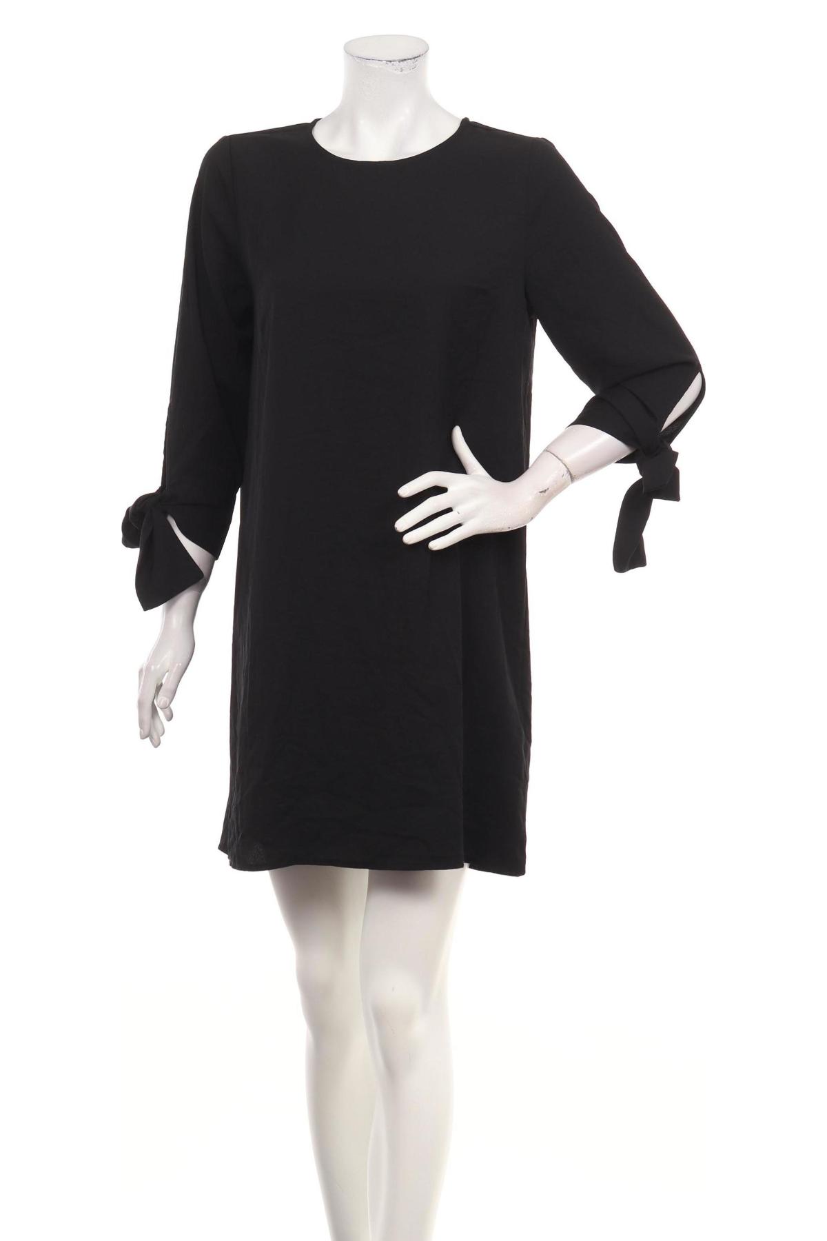 Ежедневна рокля GINA TRICOT1