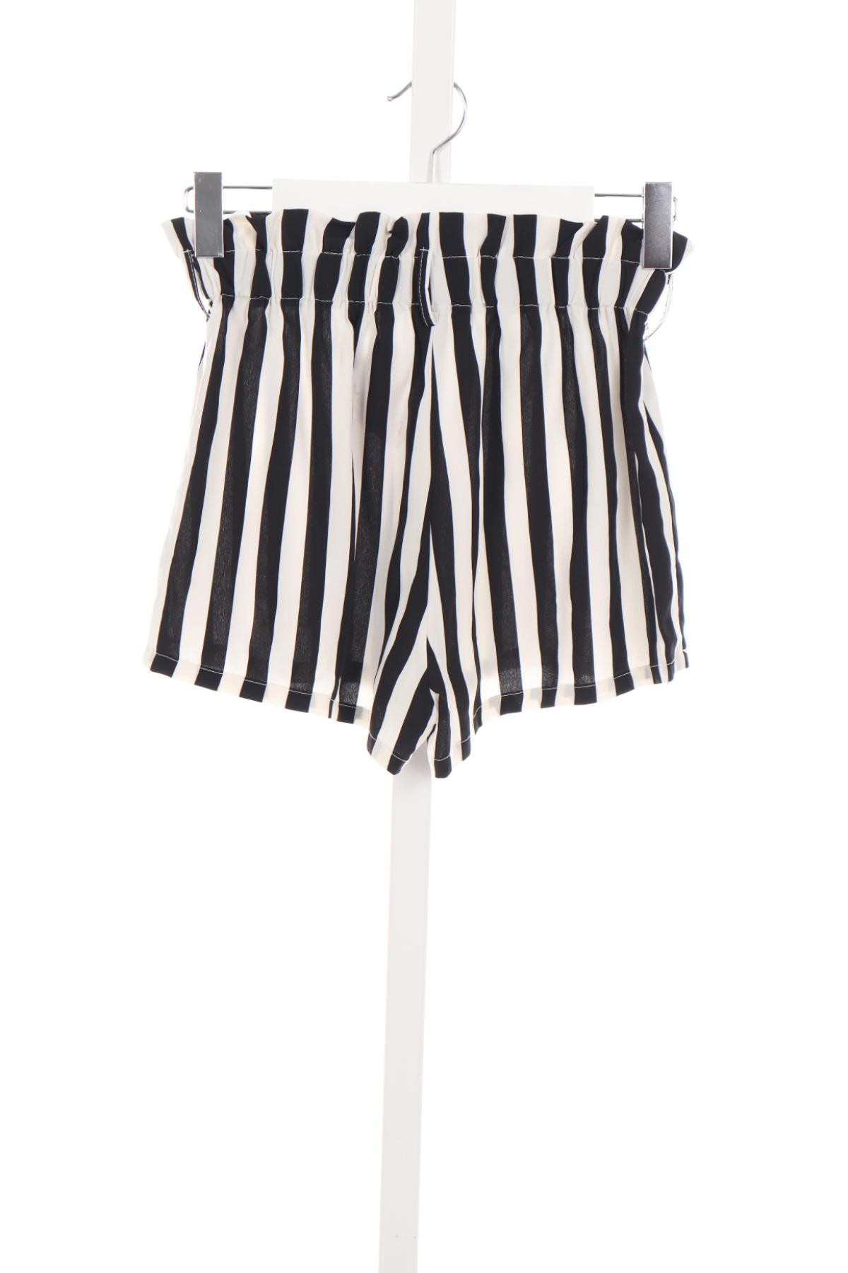 Къси панталони SHEIN2