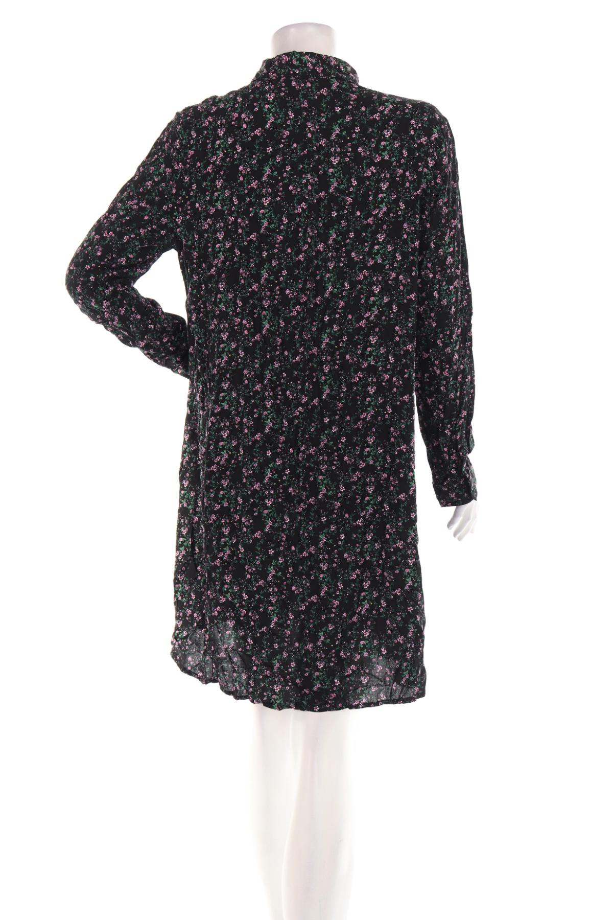 Ежедневна рокля NO NAME2