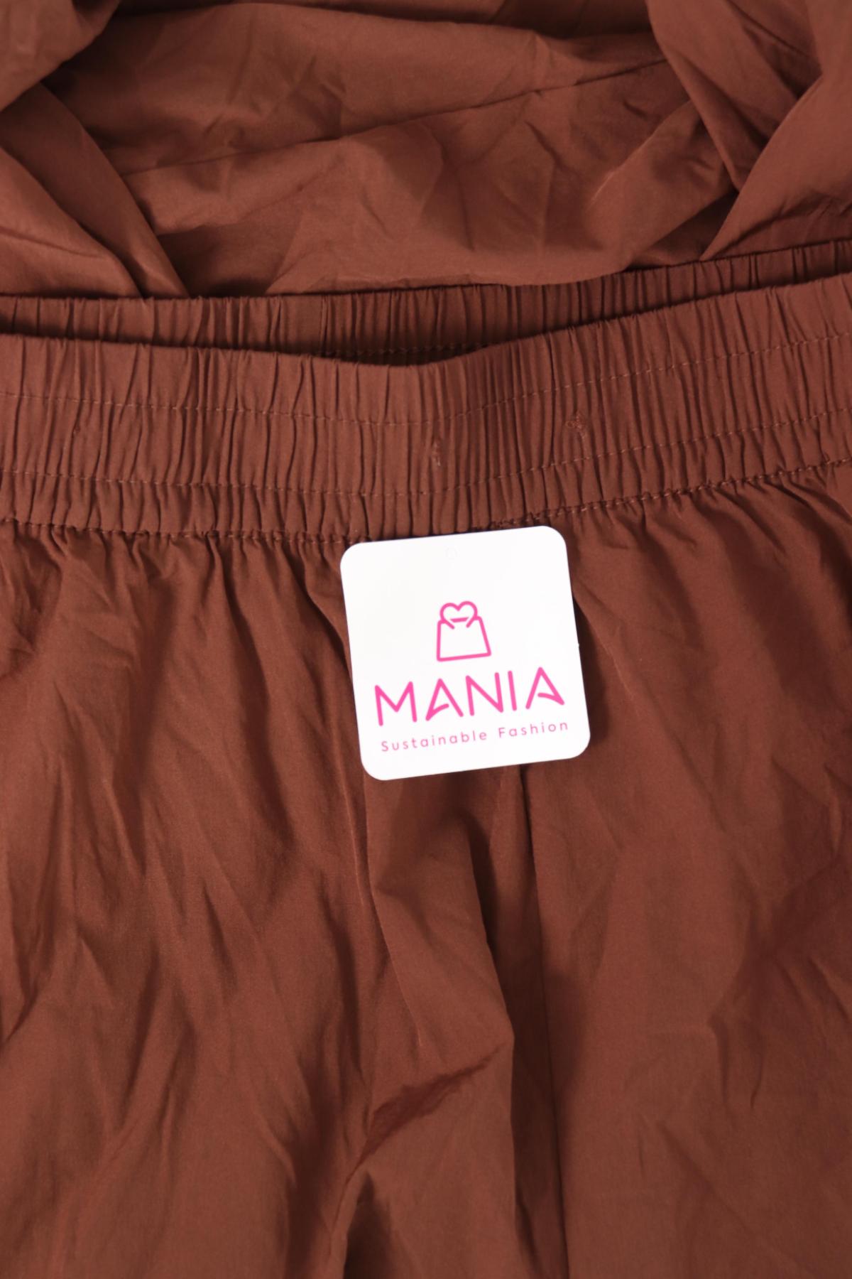 Спортен панталон NO NAME3