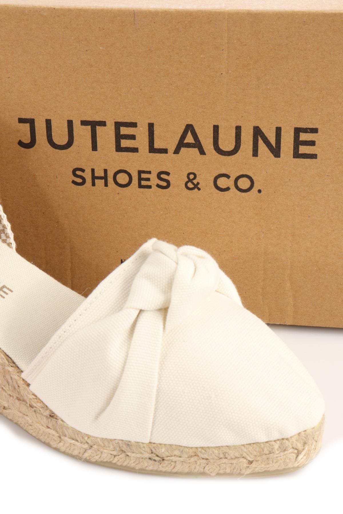 Обувки на ток JUTELAUNE4