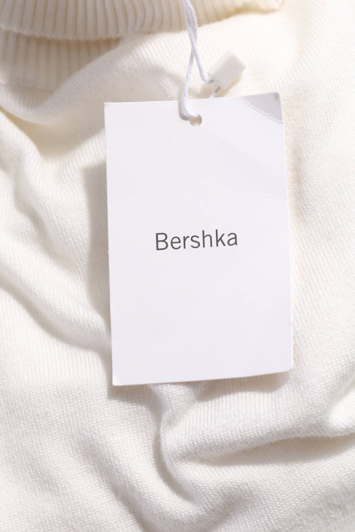 Пуловер с поло яка BERSHKA3