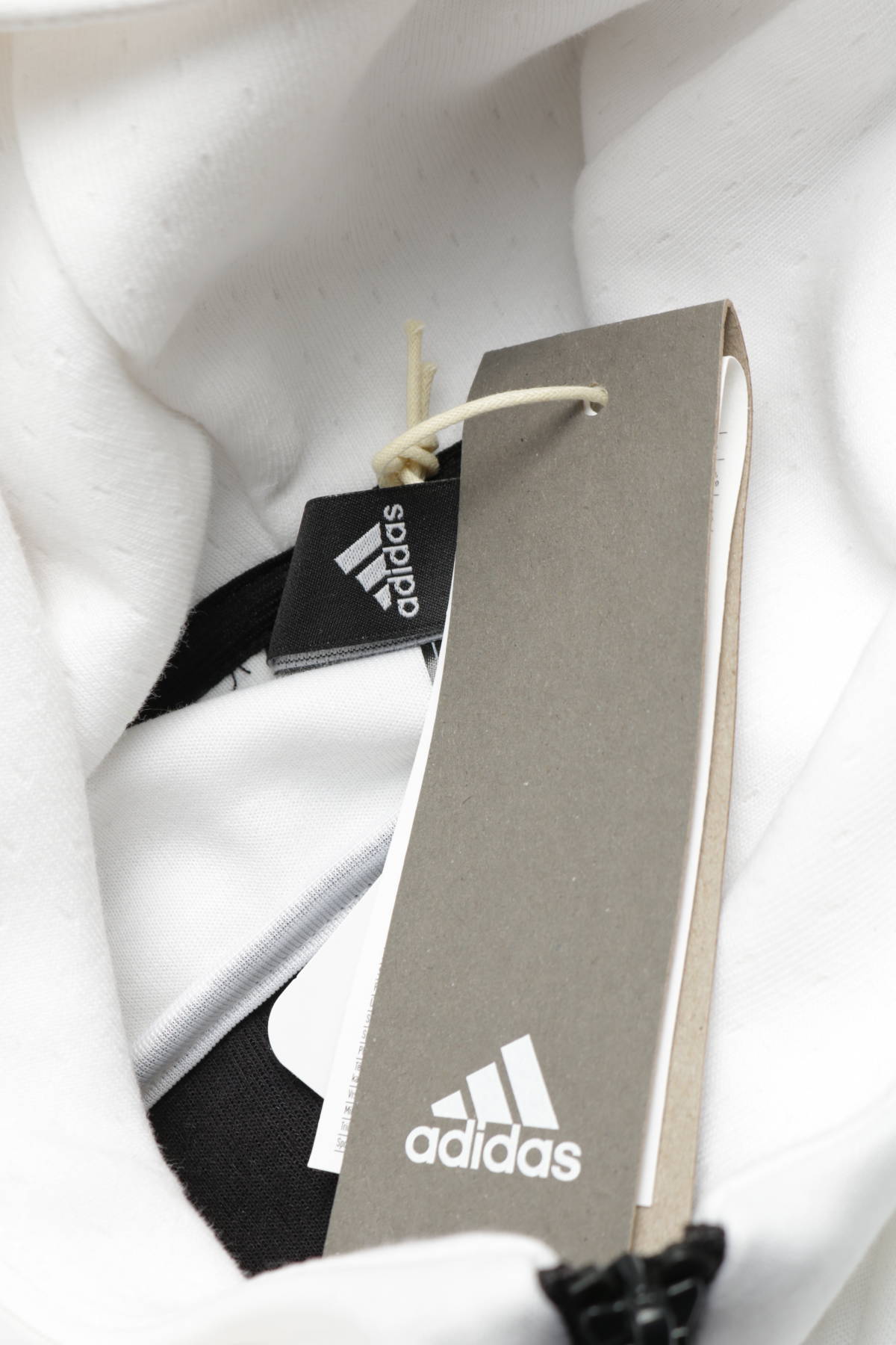 Спортно горнище ADIDAS3 - Mania Спортно горнище ADIDAS3