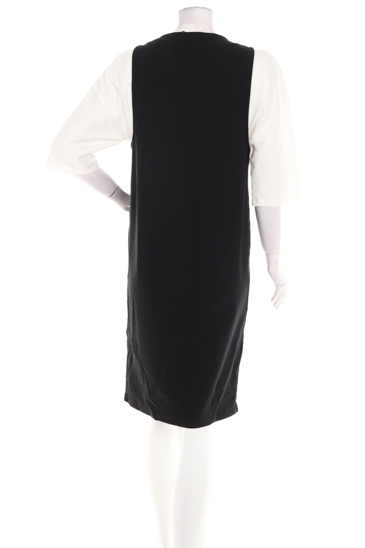 Ежедневна рокля ONLY4