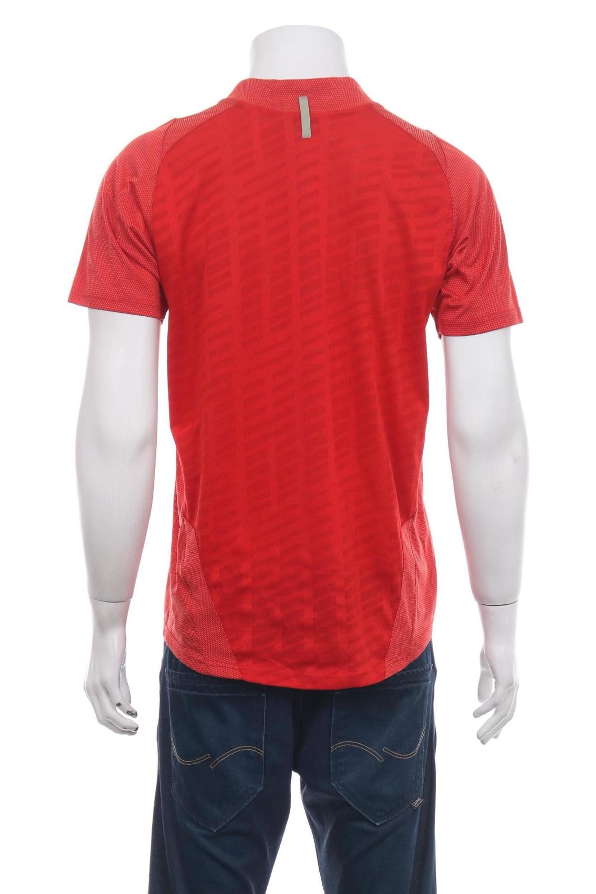 Спортна тениска NIKE2