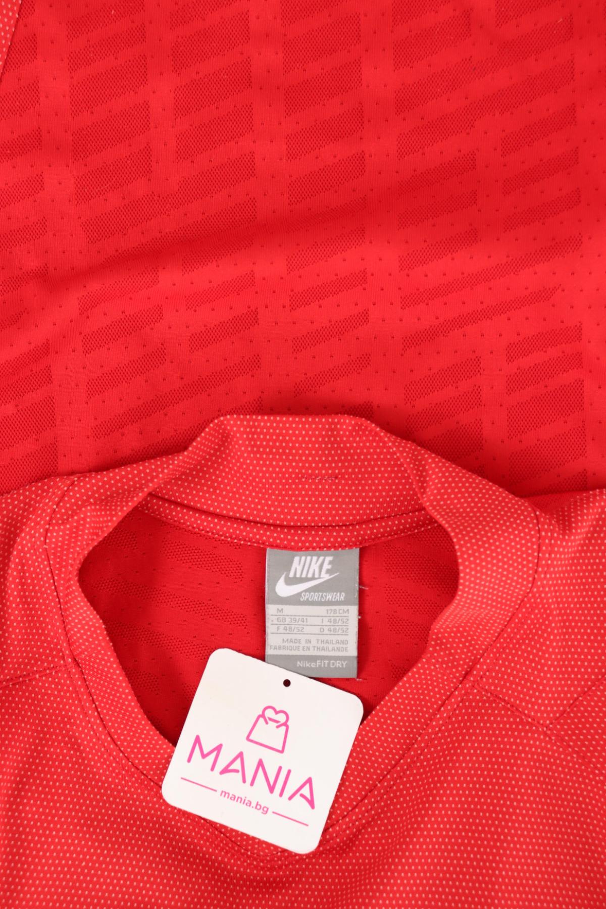 Спортна тениска NIKE3