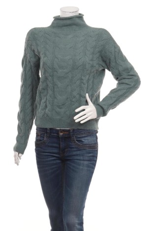 Пуловер NO NAME