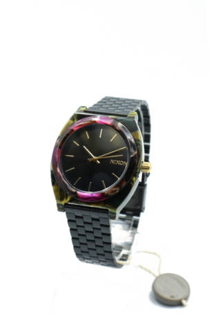 Часовник Nixon - Mania Часовник Nixon