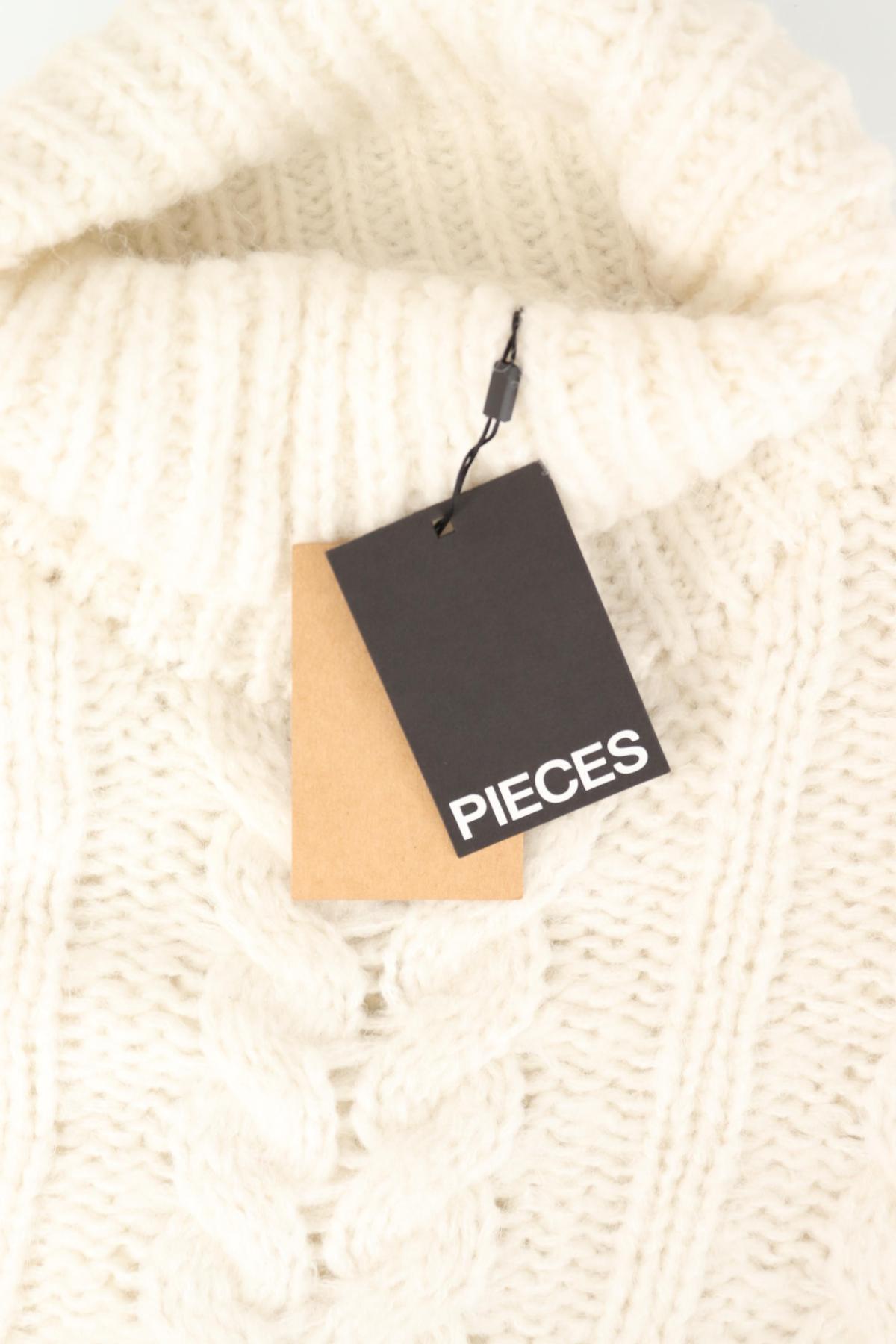 Пуловер с поло яка PIECES3