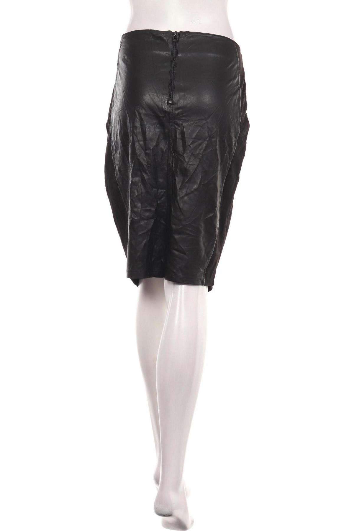 Кожена пола SUPERMOM2