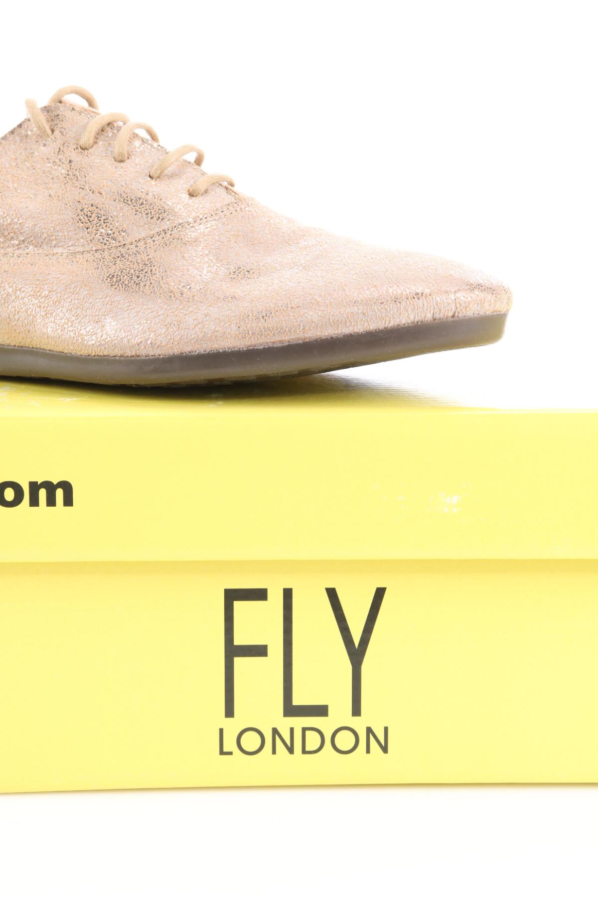 Ниски обувки FLY LONDON4