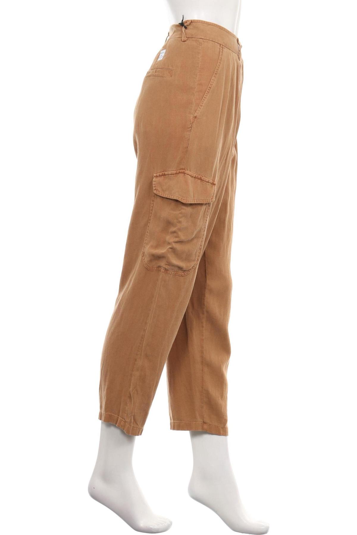 Спортен панталон REPLAY3