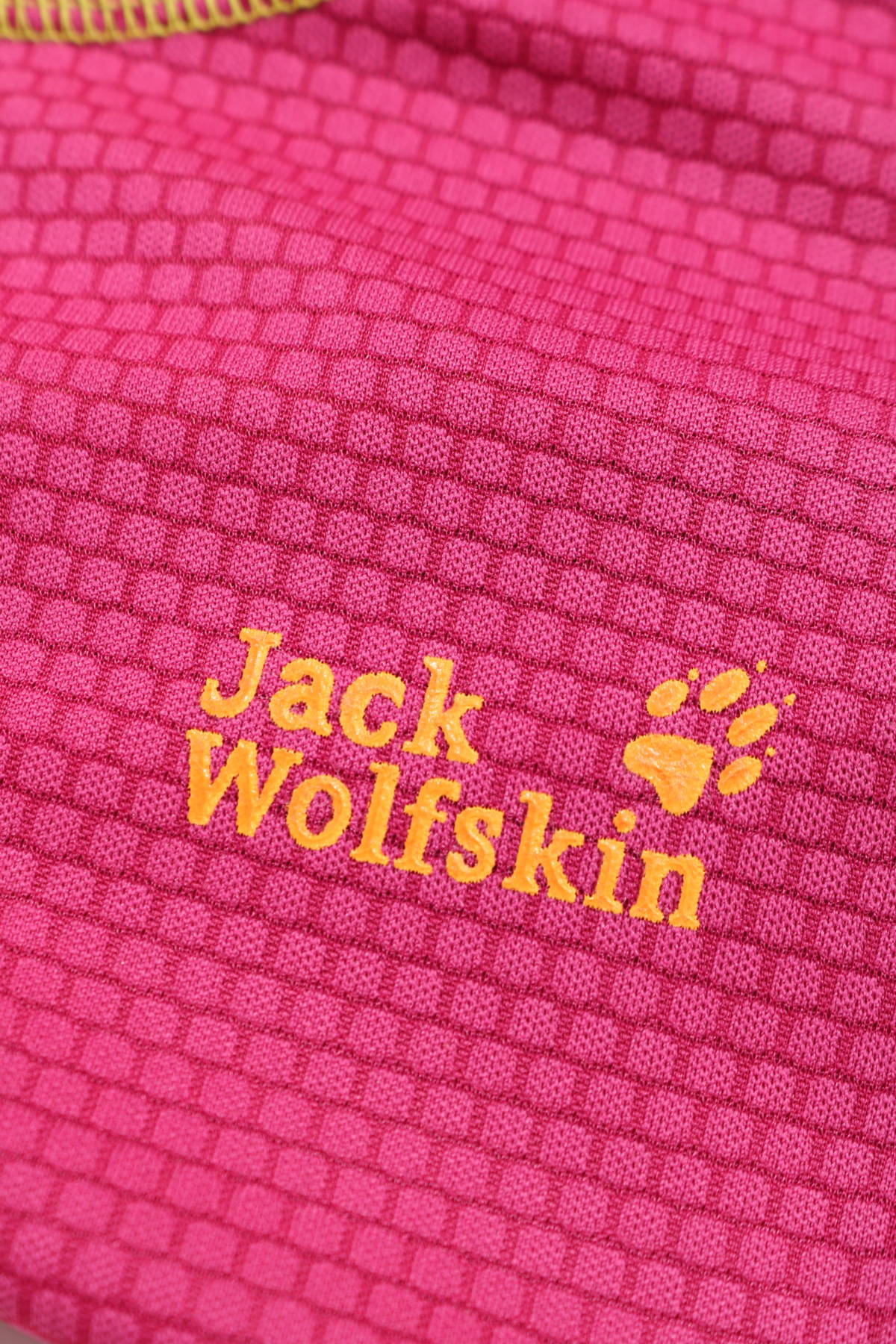 Спортна тениска JACK WOLFSKIN3