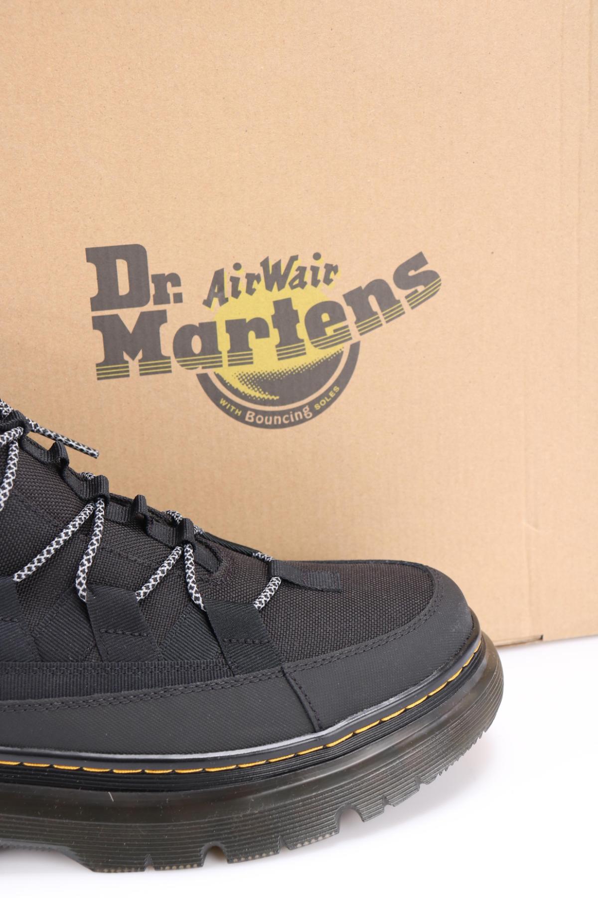 Боти DR. MARTENS4