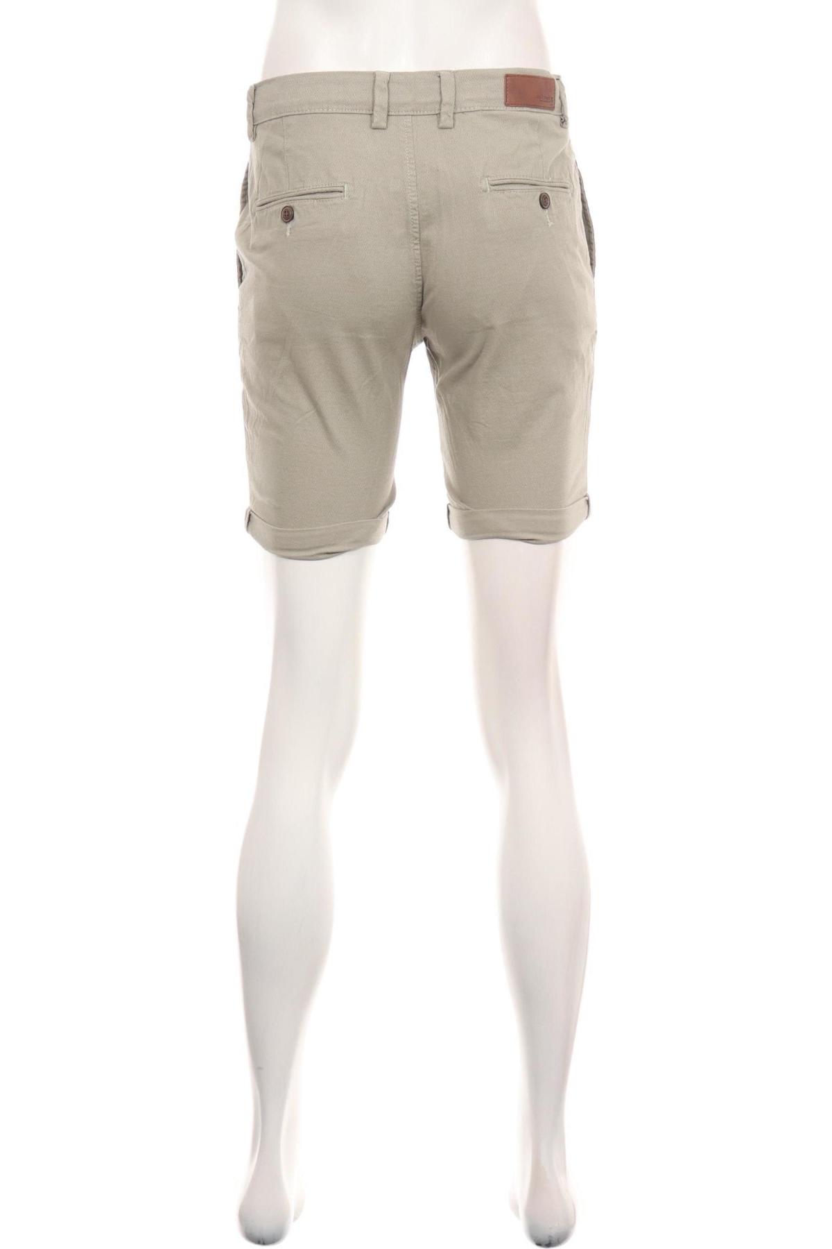 Къси панталони JACK & JONES2