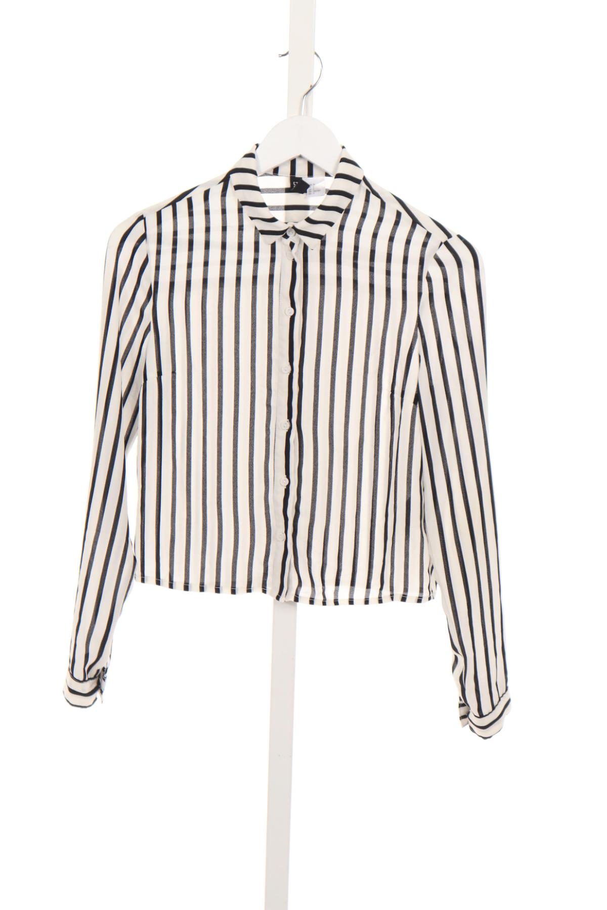 Риза H&M DIVIDED1