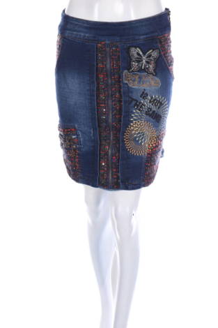 Дънкова пола Desigual - Mania Дънкова пола Desigual
