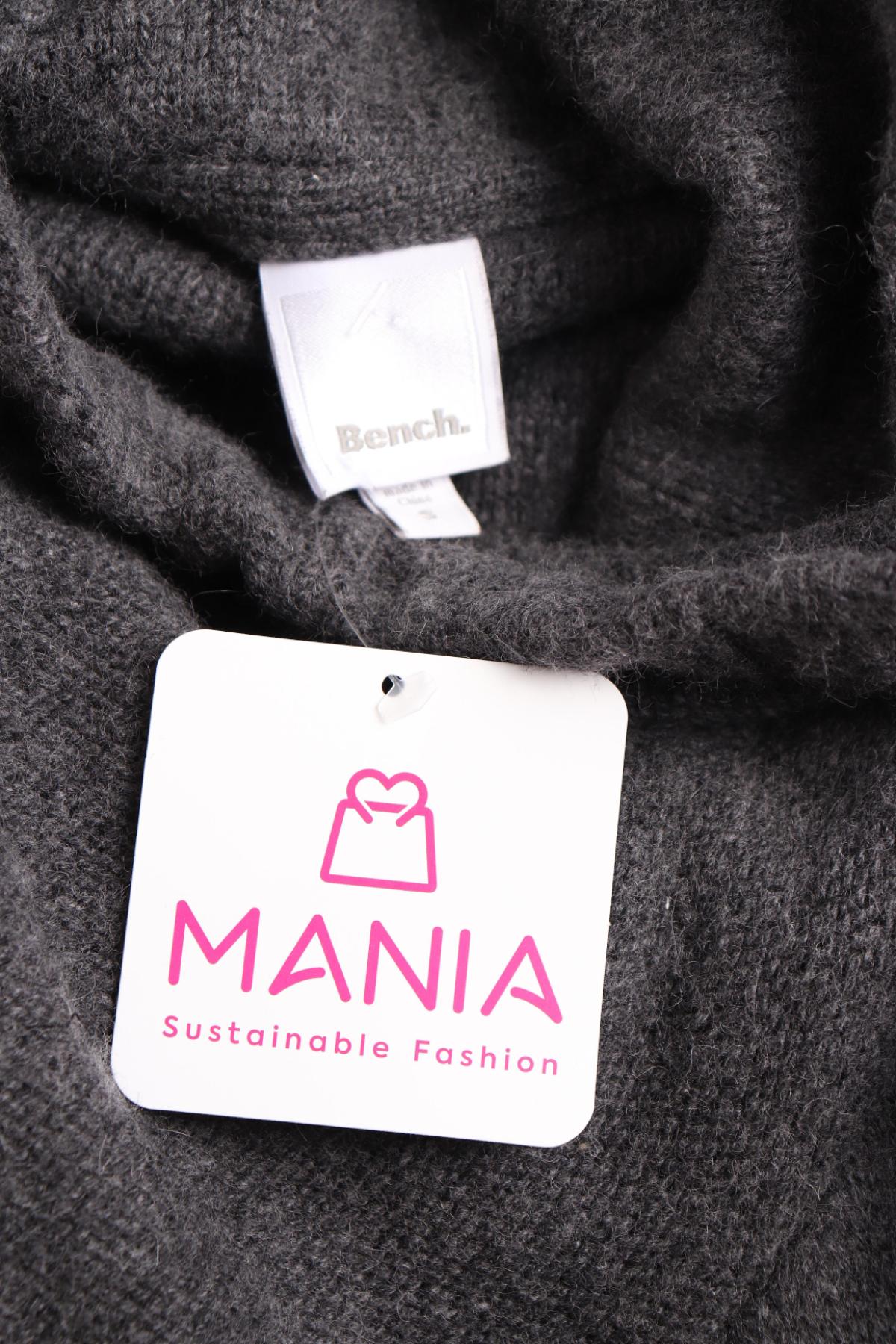 Ежедневна рокля BENCH3