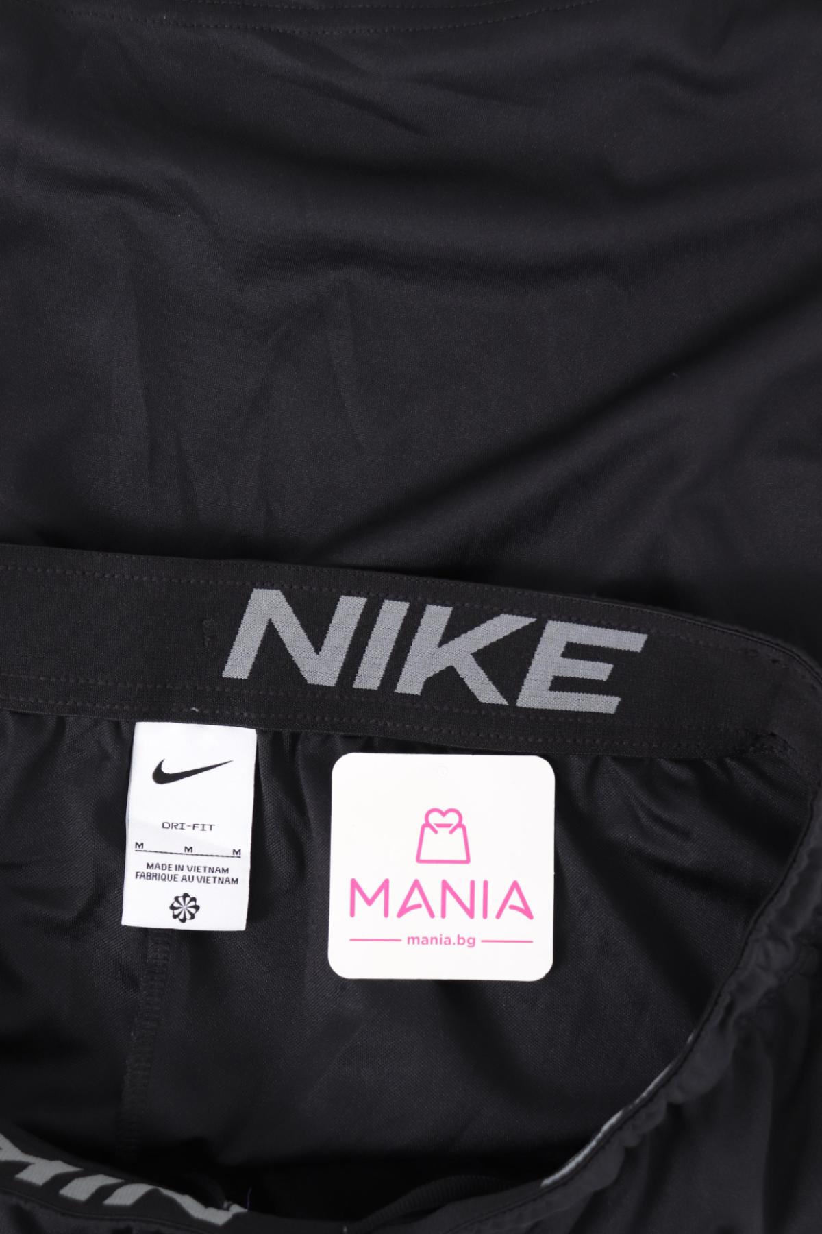 Спортни къси панталони NIKE3 - Mania Спортни къси панталони NIKE3