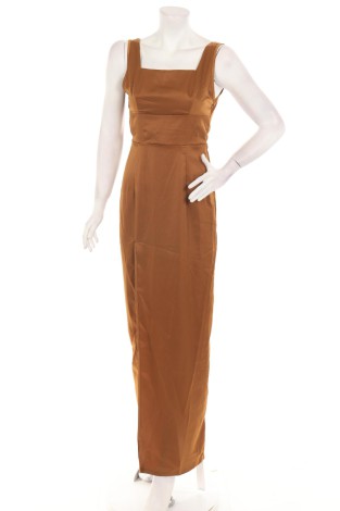 Официална рокля NO NAME