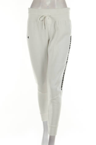 Спортно долнище Under Armour - Mania Спортно долнище Under Armour