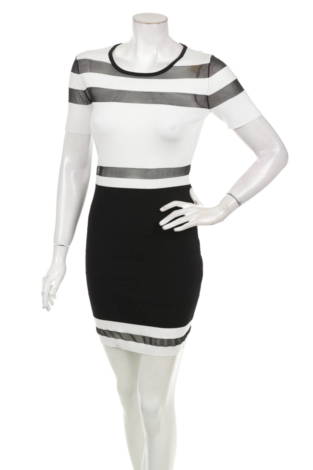 Официална рокля GUESS - Mania Официална рокля GUESS