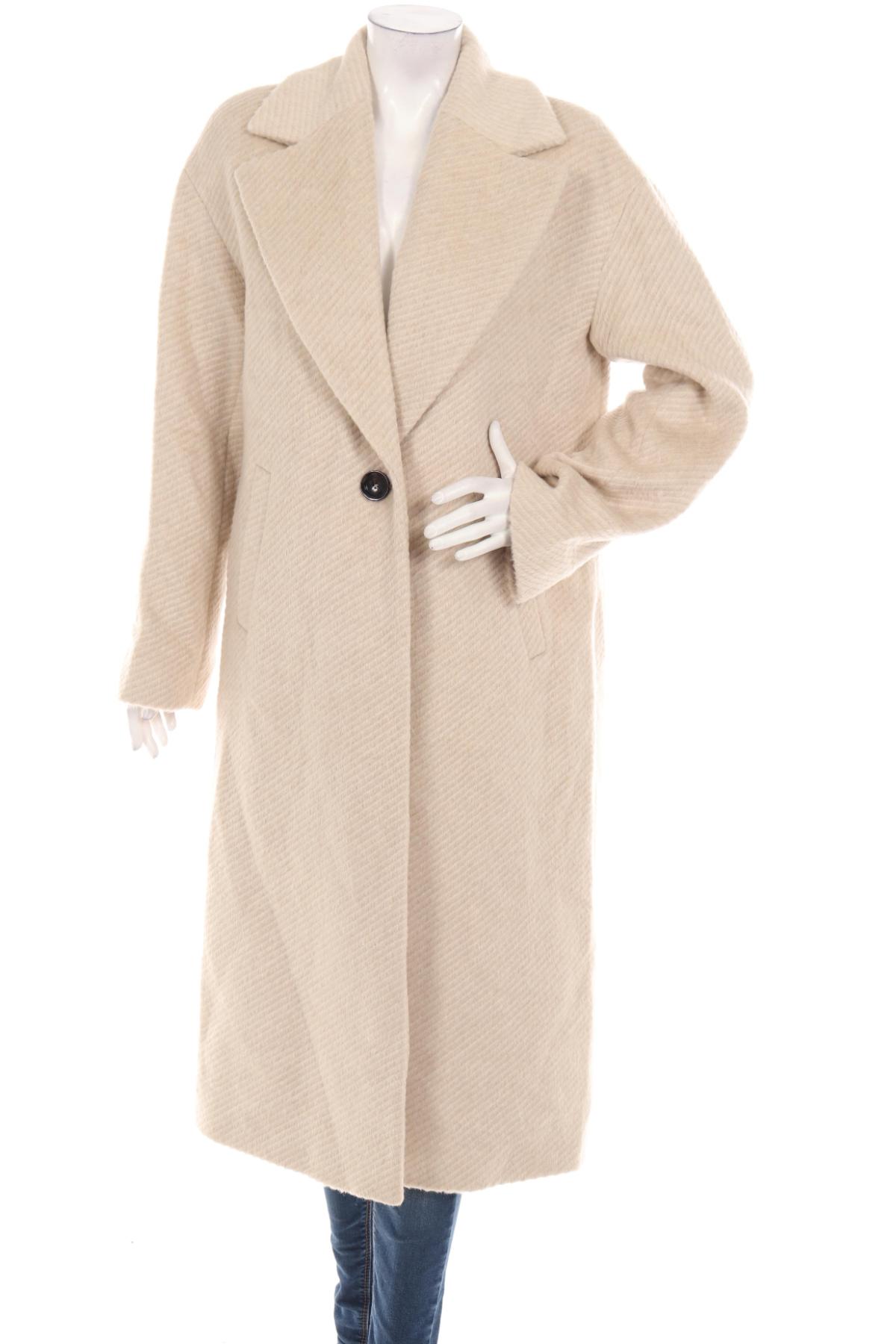 Зимно палто COMMA,1