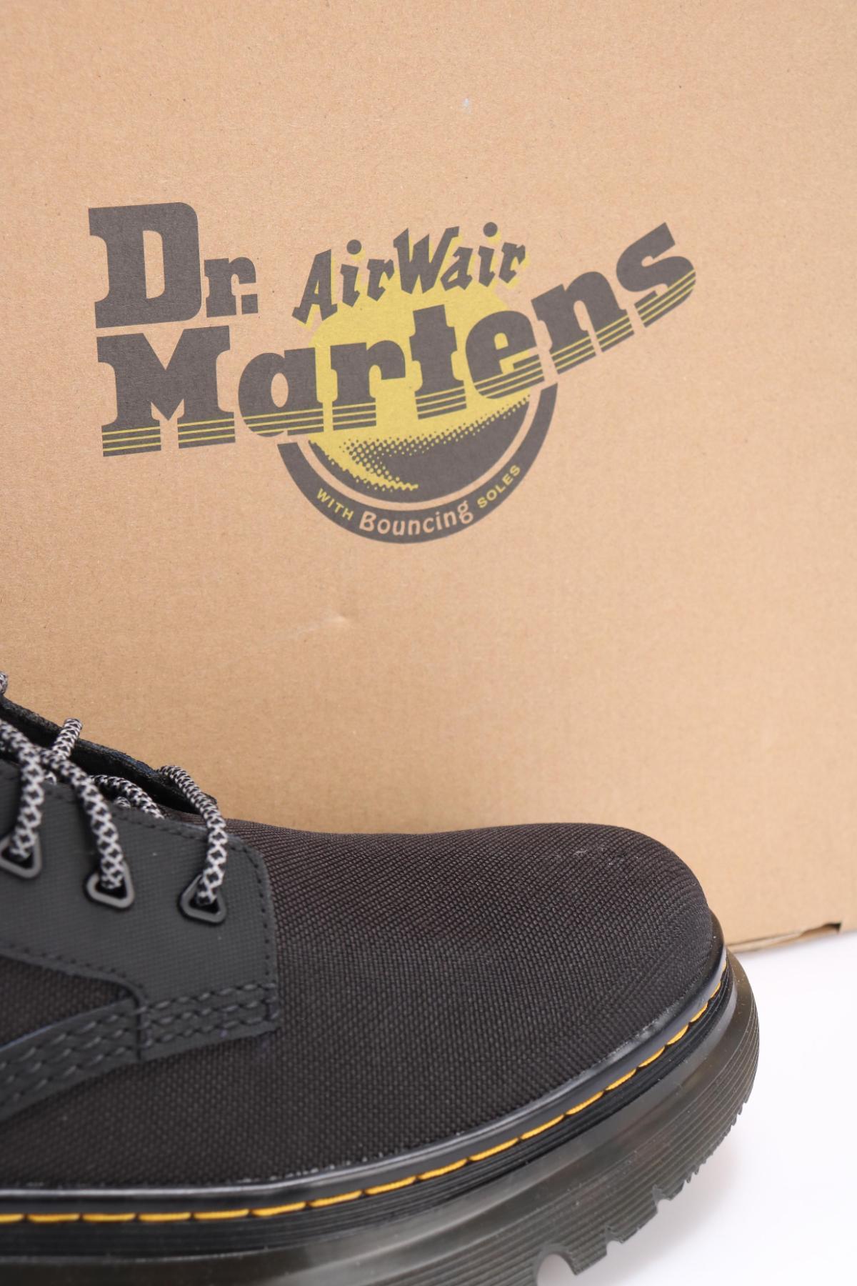 Боти DR. MARTENS4