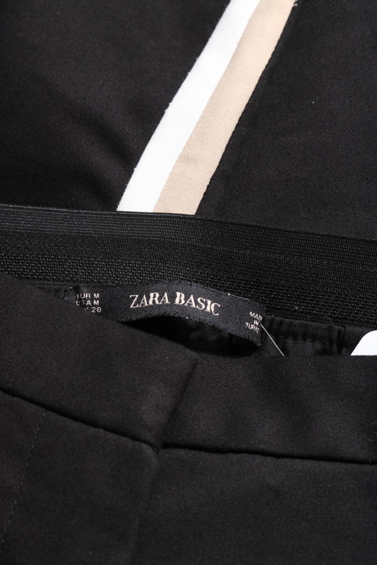Официален панталон ZARA BASIC3