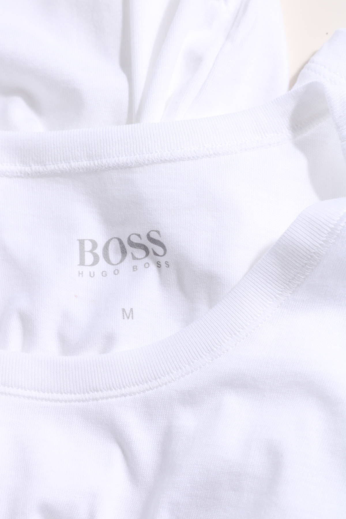 Бельо тениска HUGO BOSS3