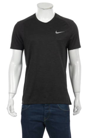 Спортна тениска NIKE - Mania Спортна тениска NIKE