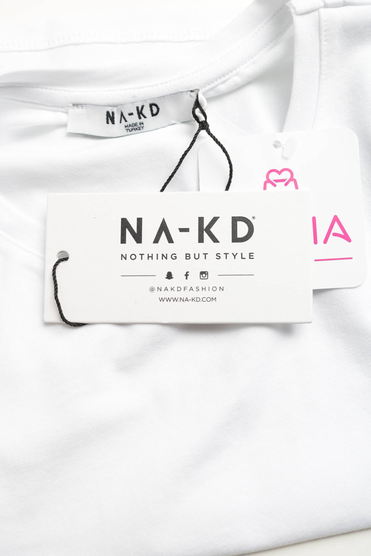 Тениска NA-KD3