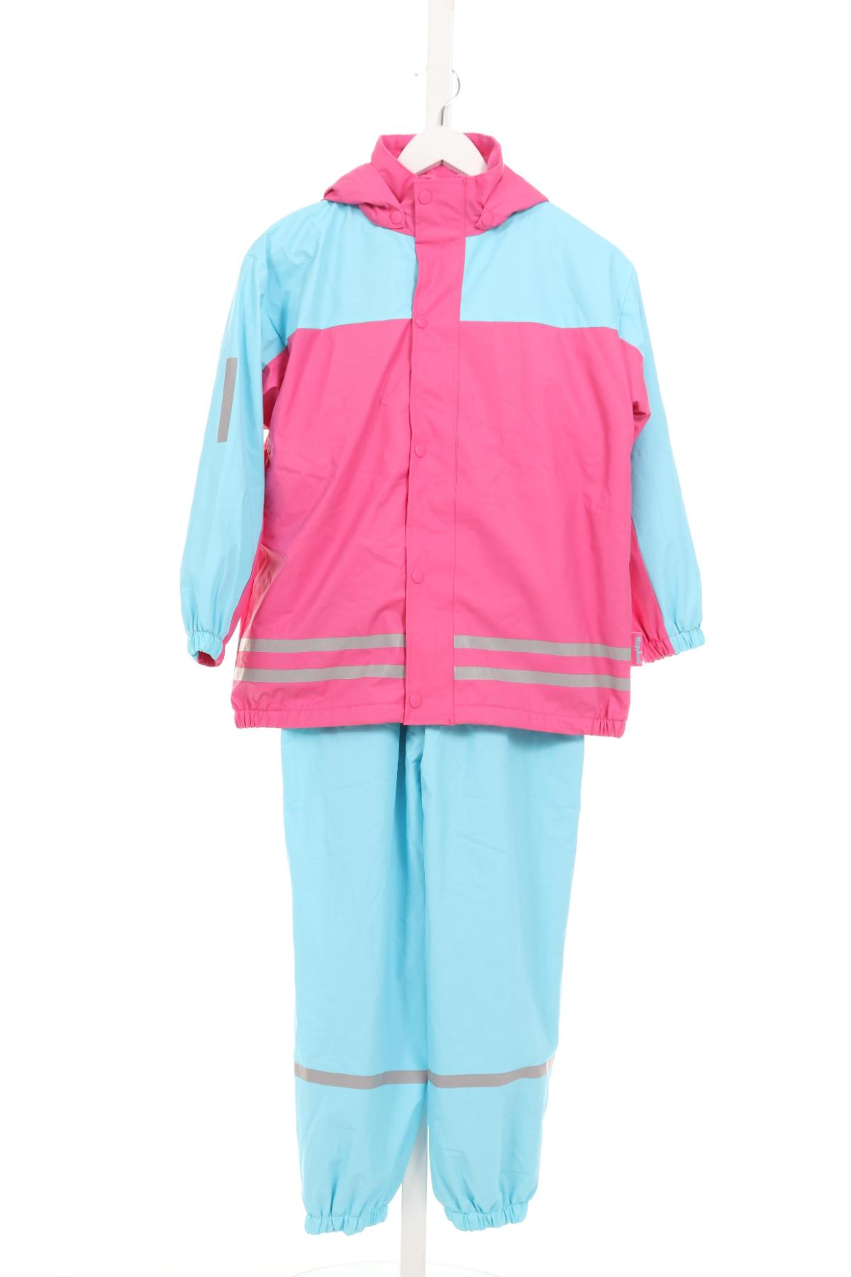 Детски спортен екип PLAYSHOES1