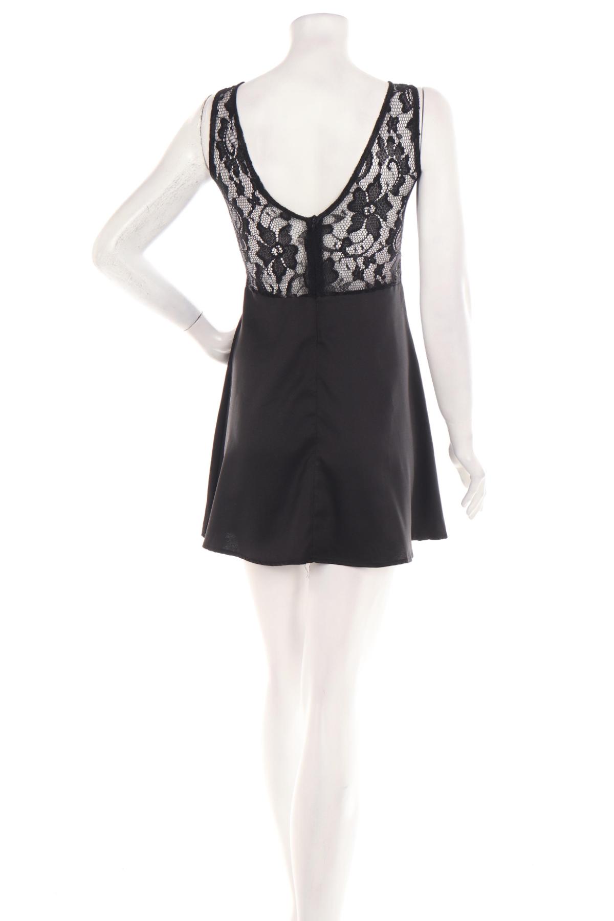 Ежедневна рокля NO NAME2