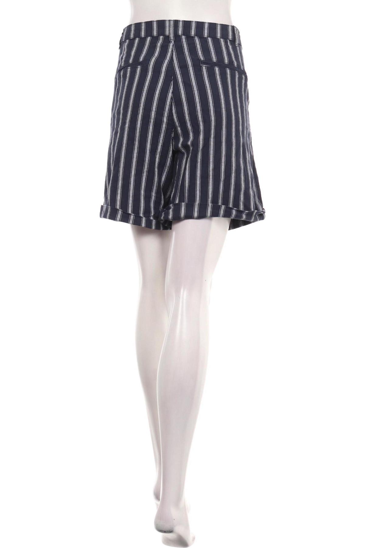 Къси панталони ESMARA2