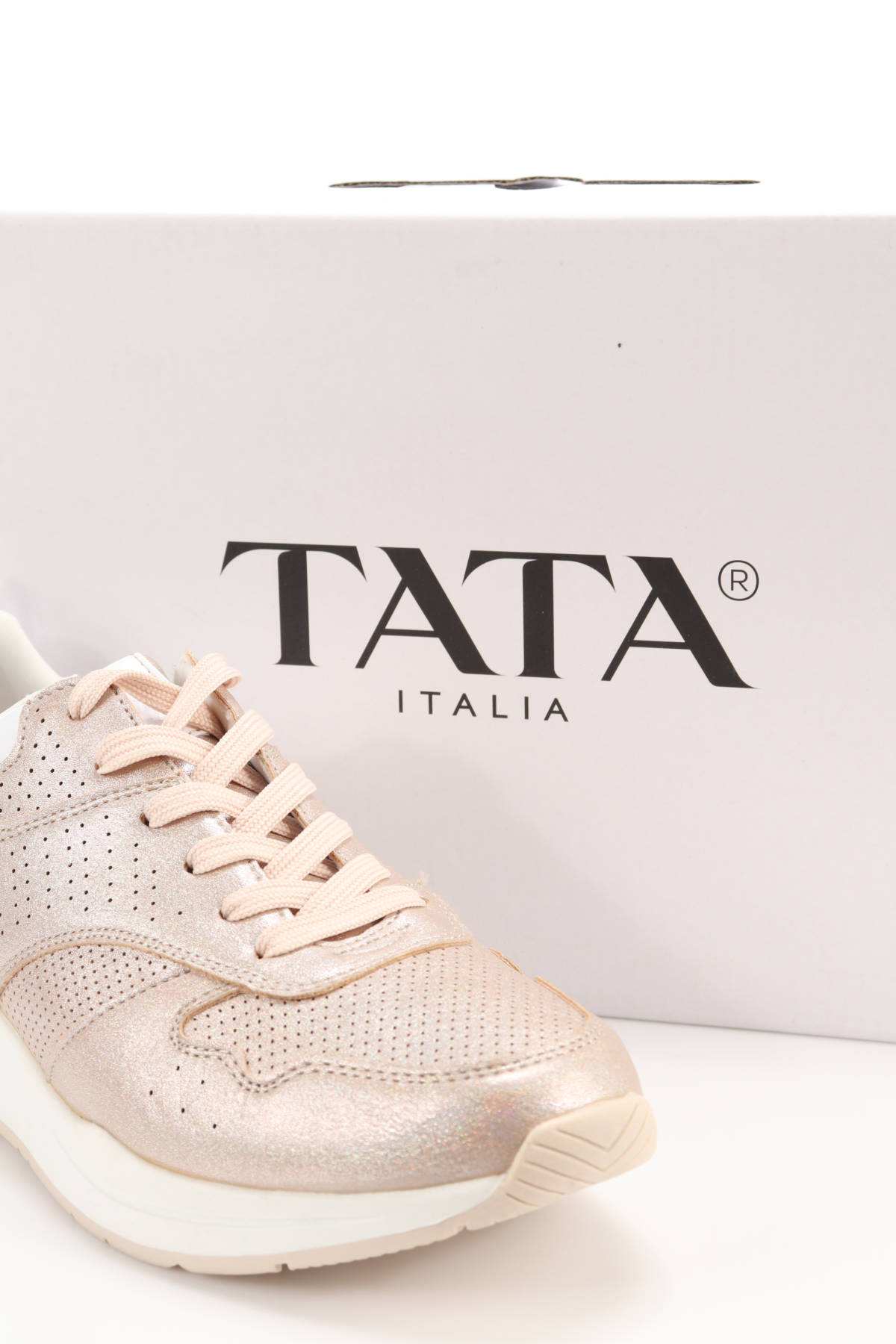 Спортни/Ежедневни обувки TATA4