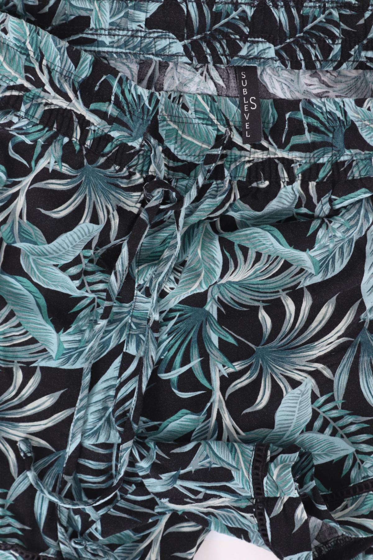 Къси панталони SUBLEVEL3