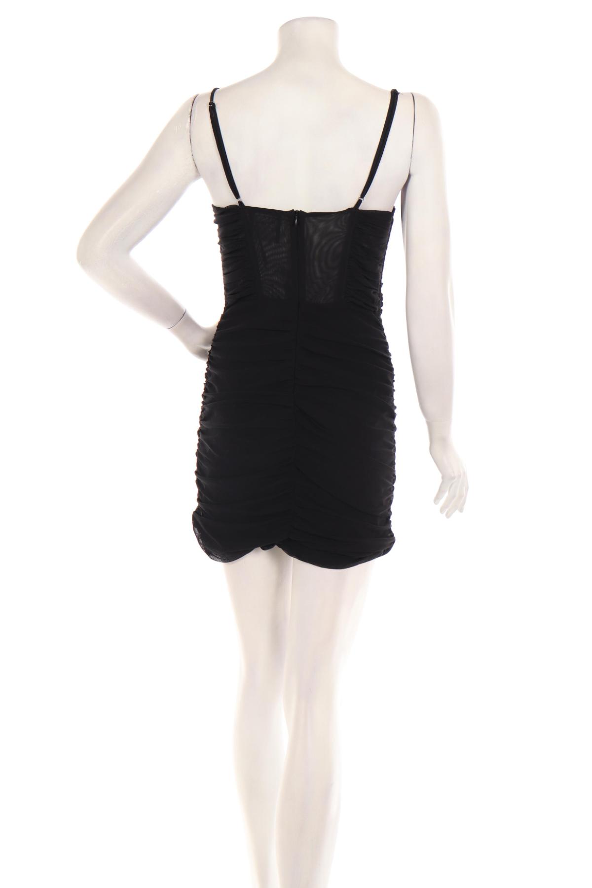 Парти рокля BERSHKA2